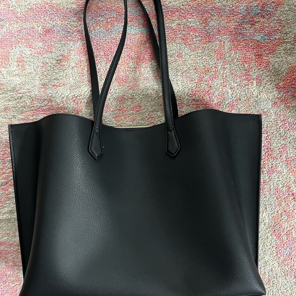 Quince Italian Leather Tote Bag - Picture 2 of 3